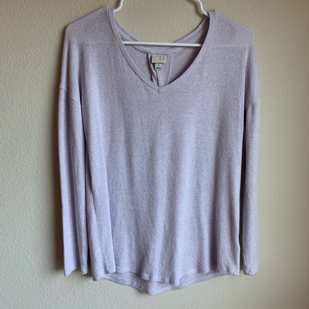 ❌SOLD Cute Lilac Long-sleeve Top